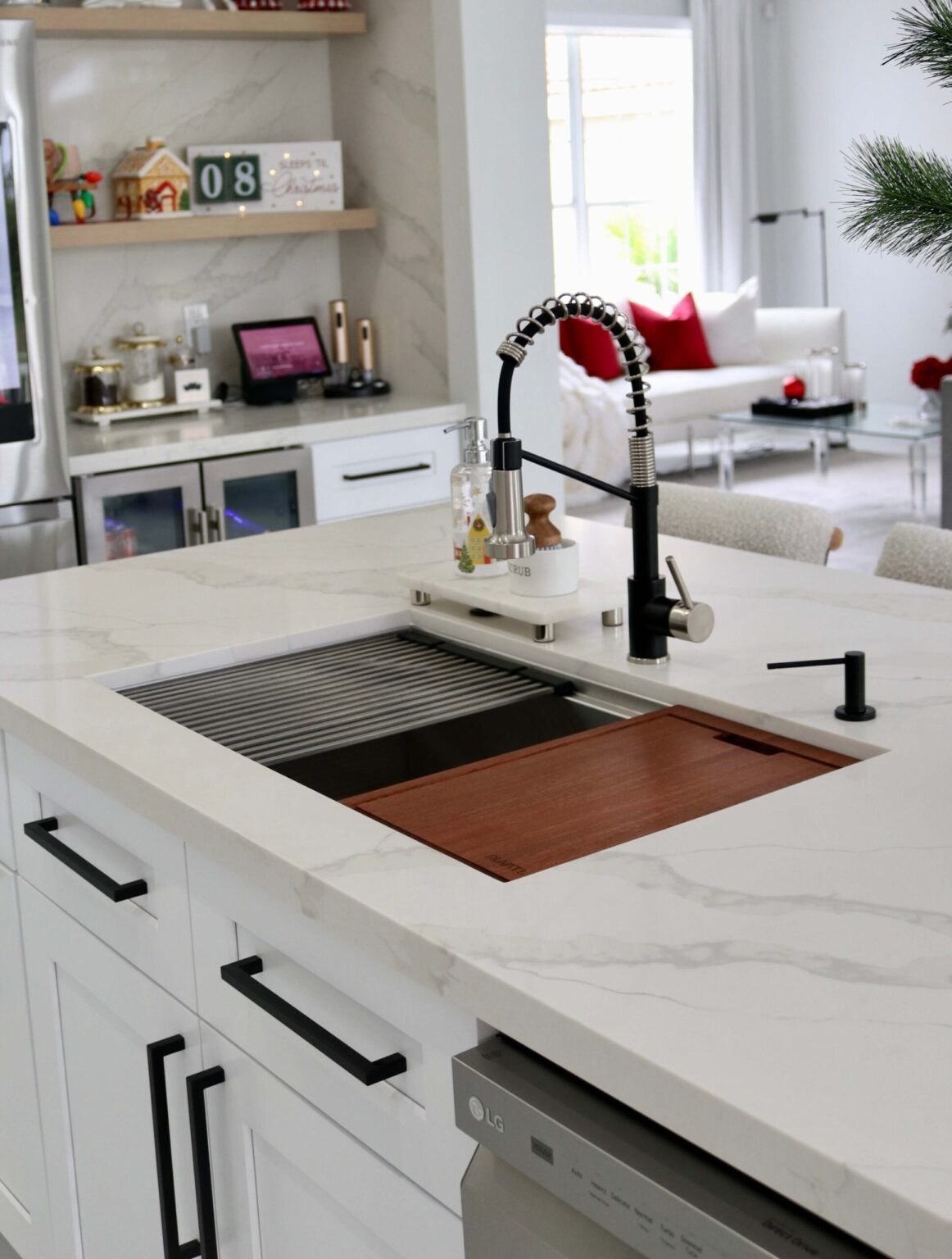 Featured Build - Workstation Innovation Featured Build - Workstation Innovation