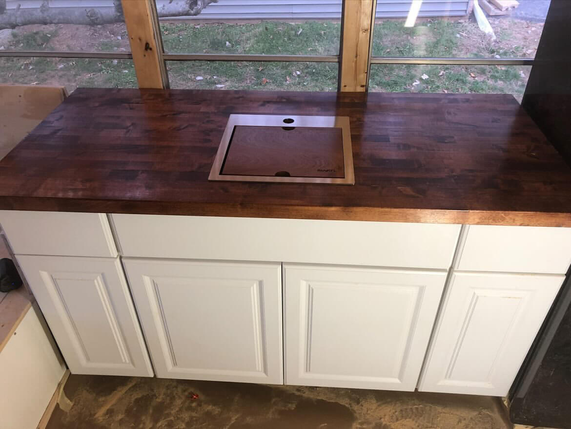 SkoolieRV-TimeToGoAdventure-Interior1 Featured Build - Time To Go Adventure