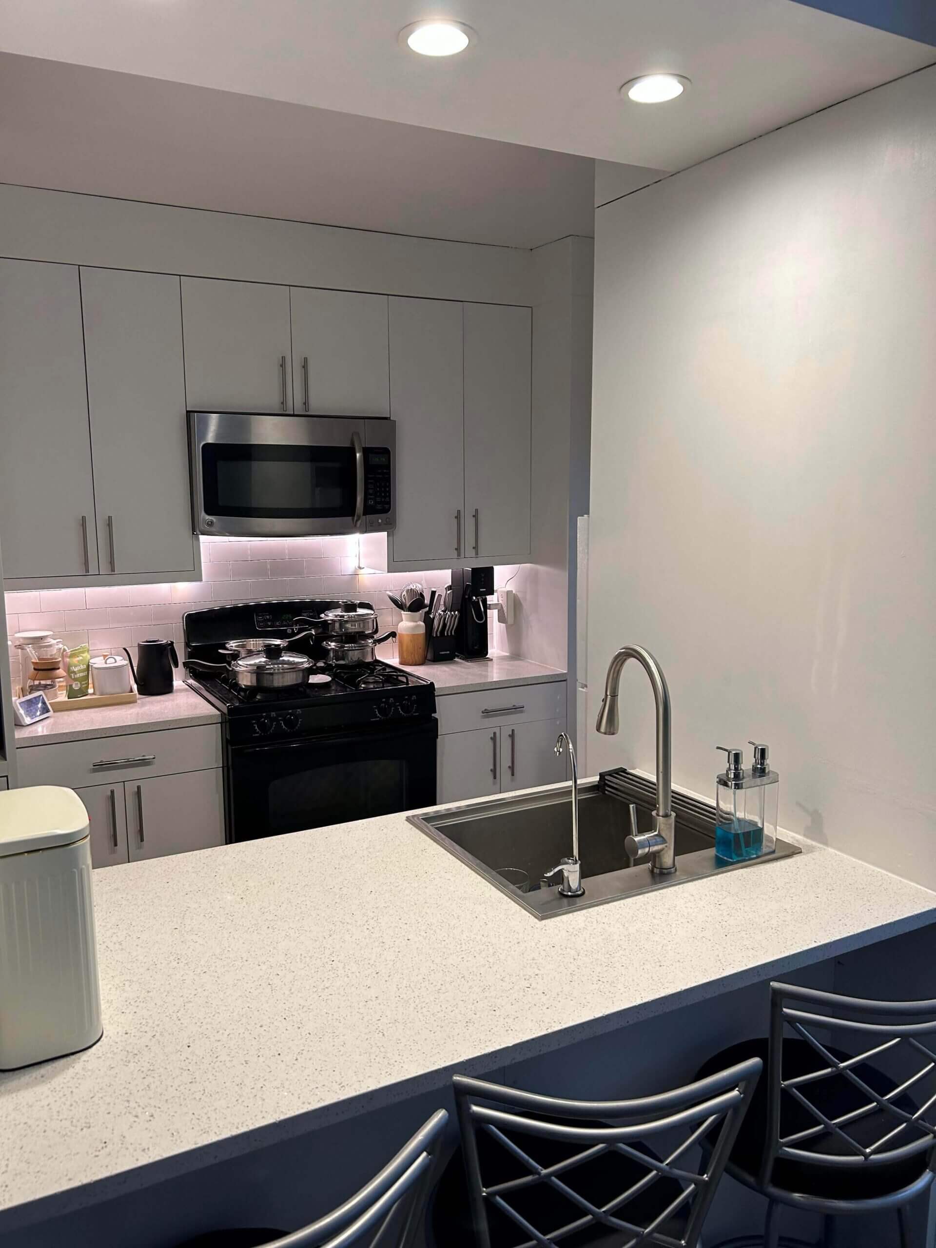 Featured Build - Workstation for a Furry Friend Featured Build - Workstation for a Furry Friend