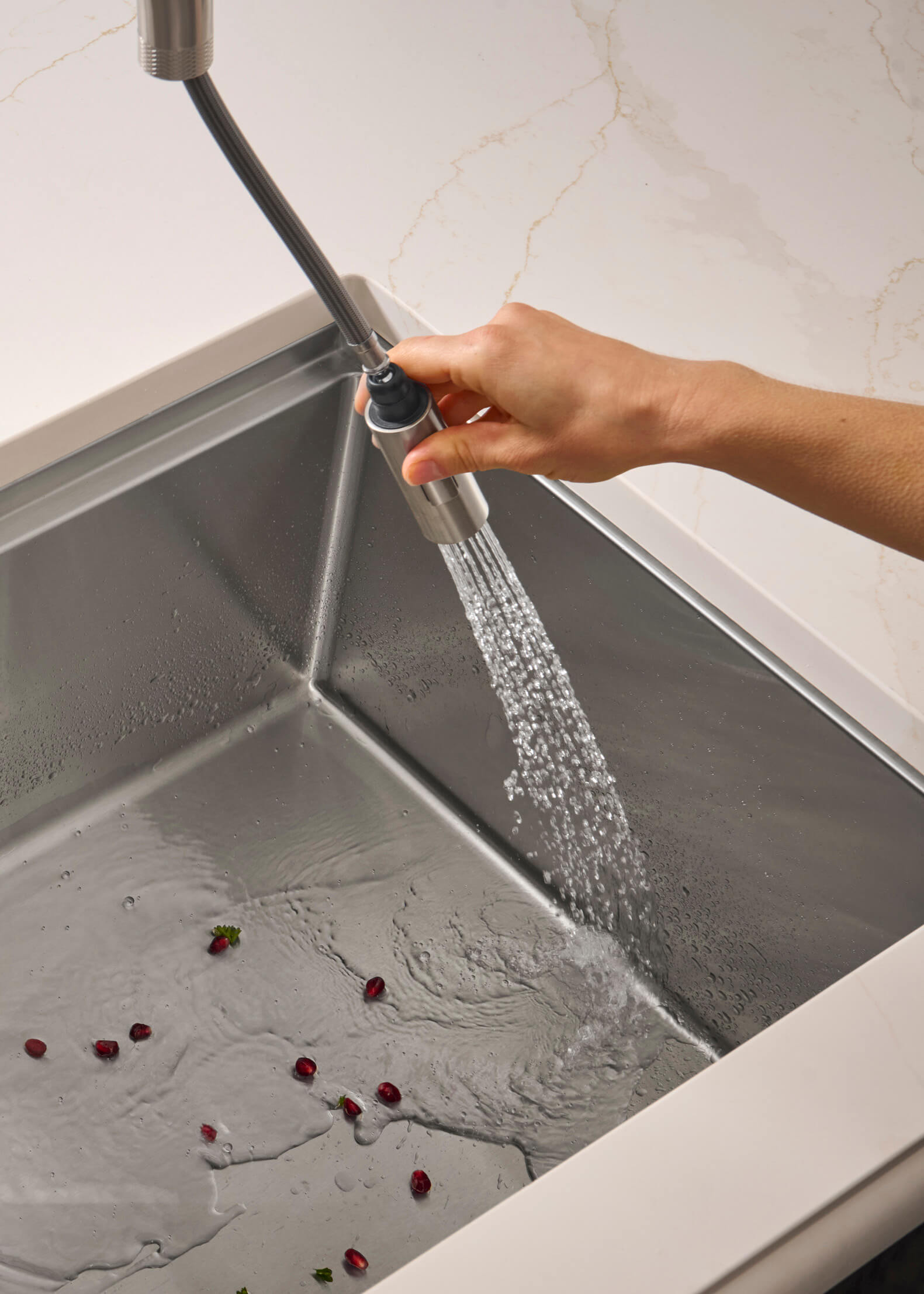 Different Types of Kitchen Faucets-03 Guide to Different Types of Kitchen Faucets