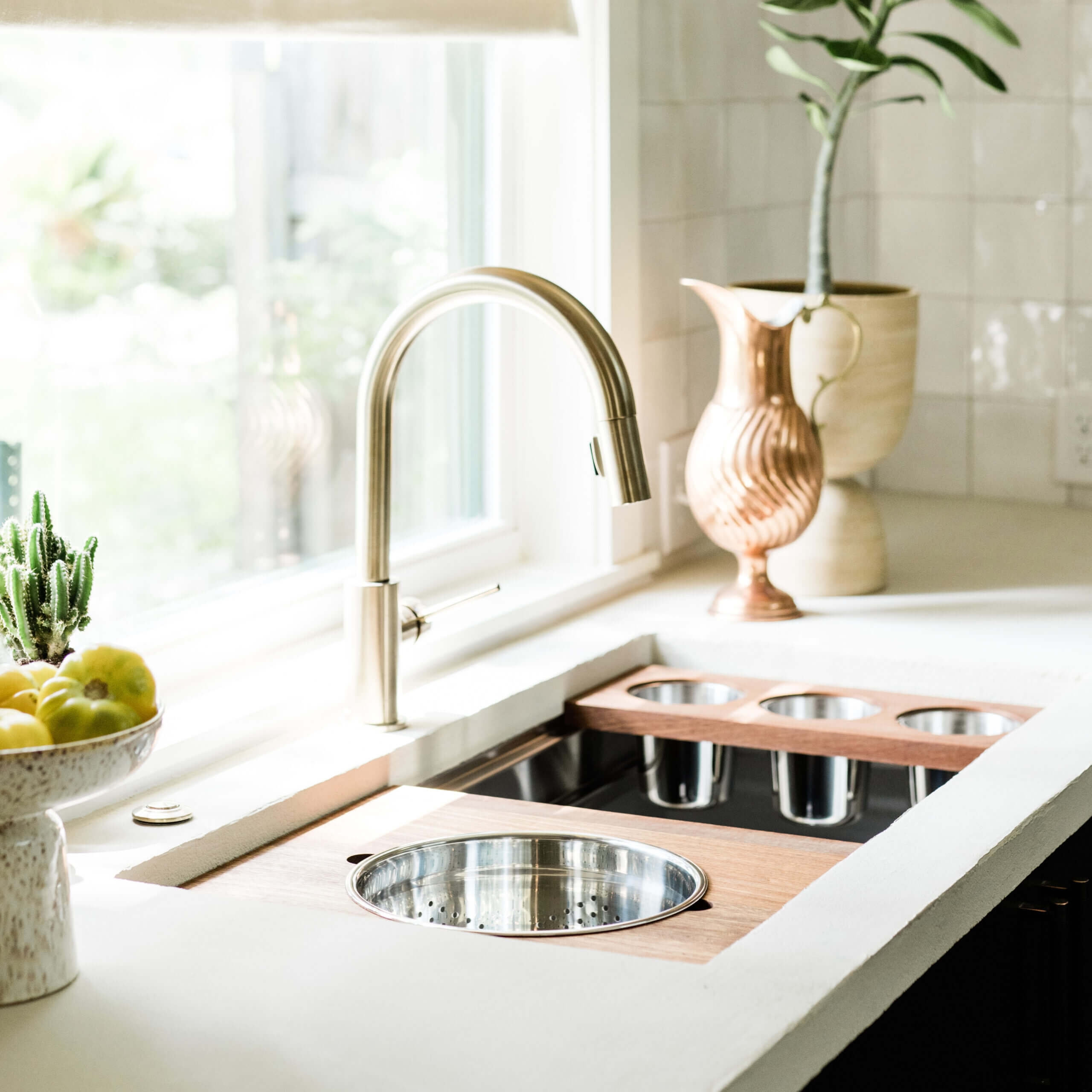 Ruvati USA - Kitchen and Bath | Sinks and Accessories