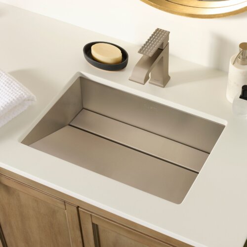 Ruvati 20 x 14 inch Brushed Stainless Steel Undermount Ramp Bathroom Sink Stainless Steel - RVH6140ST