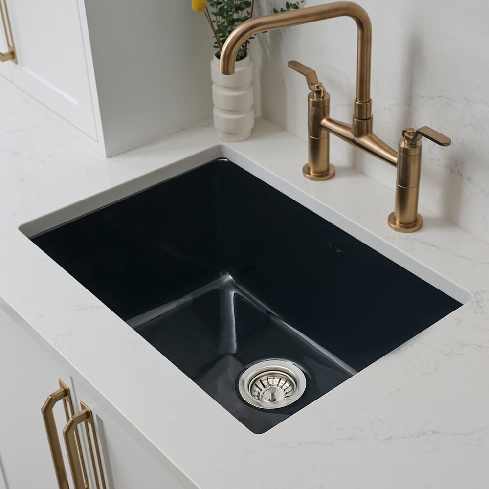 Ruvati 27-inch Fireclay Undermount / Drop-in Topmount