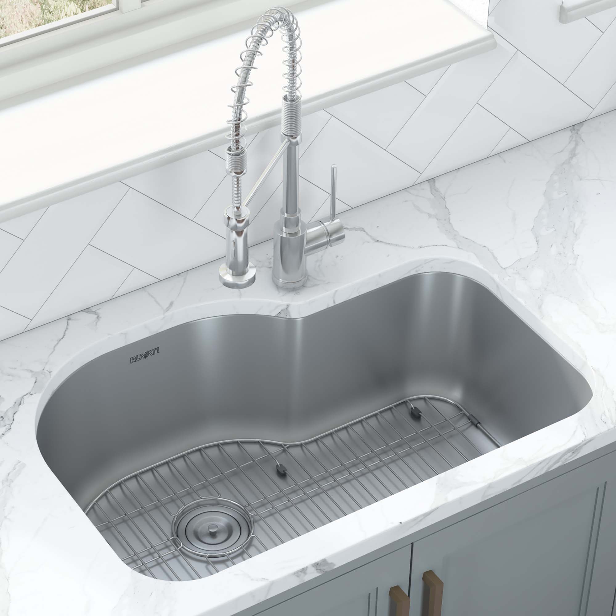 Undermount Stainless Steel 32 in. Single Bowl Kitchen Sink 16-Gauge