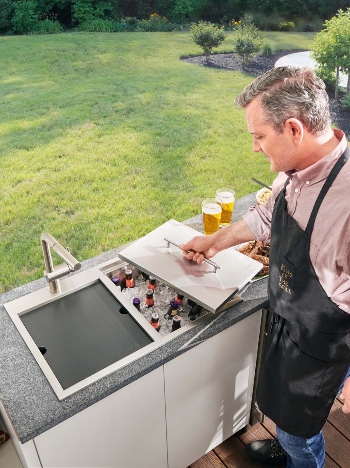 Ruvati's Clever Merino Model RVQ6290 Is A Workstation Sink And Insulated Ice Chest All In One