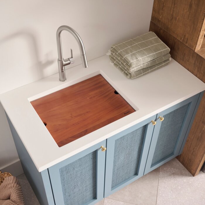 #234-7-1716 SaRyu様 Ruvati 21 x 19 x 12 inch Deep Laundry Utility Workstation