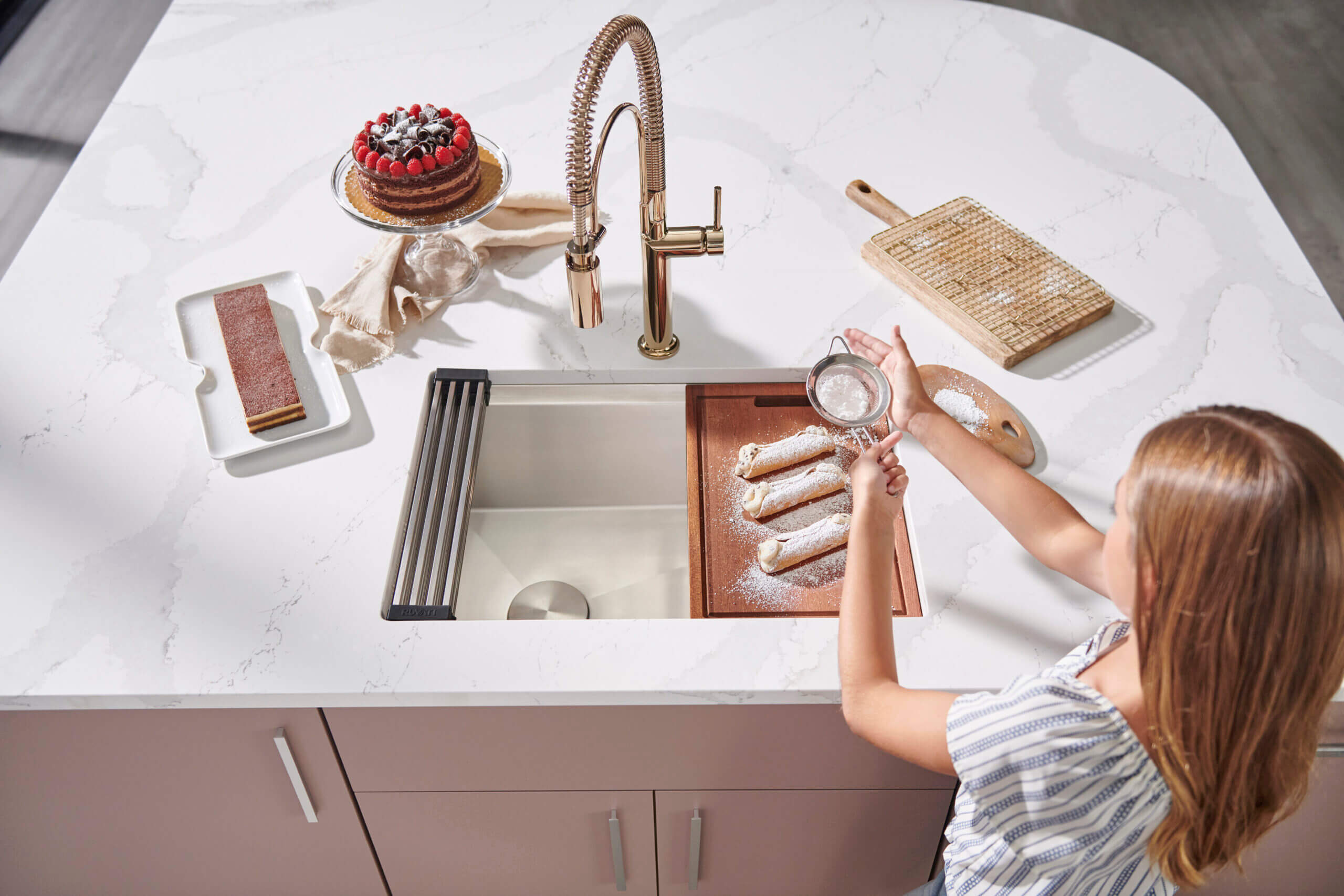 7 Workstation Sinks: Best Undermount Kitchen Sinks - Ruvati USA
