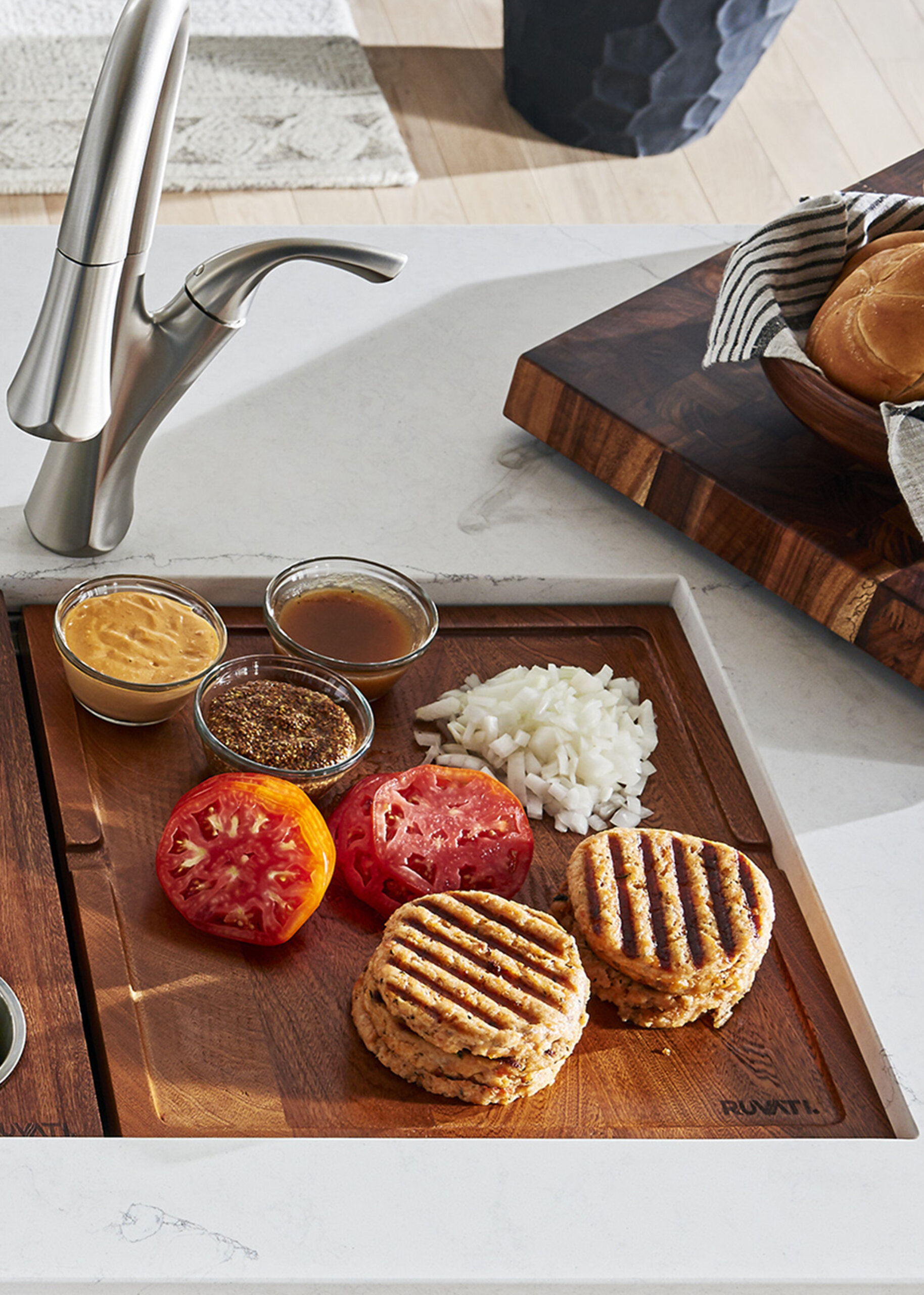 Wood Cutting Board-2 How to Clean and Care for Your Wood Cutting Board – Expert Guide with Actionable Tips