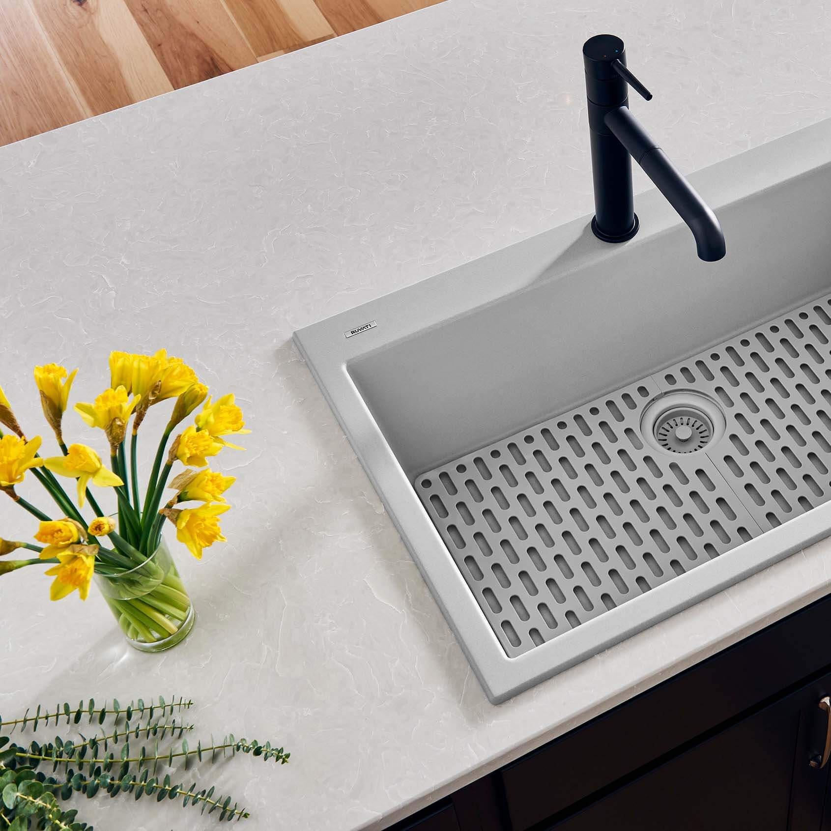 Benefits of a Bottom Rinse Grid Ruvati USA